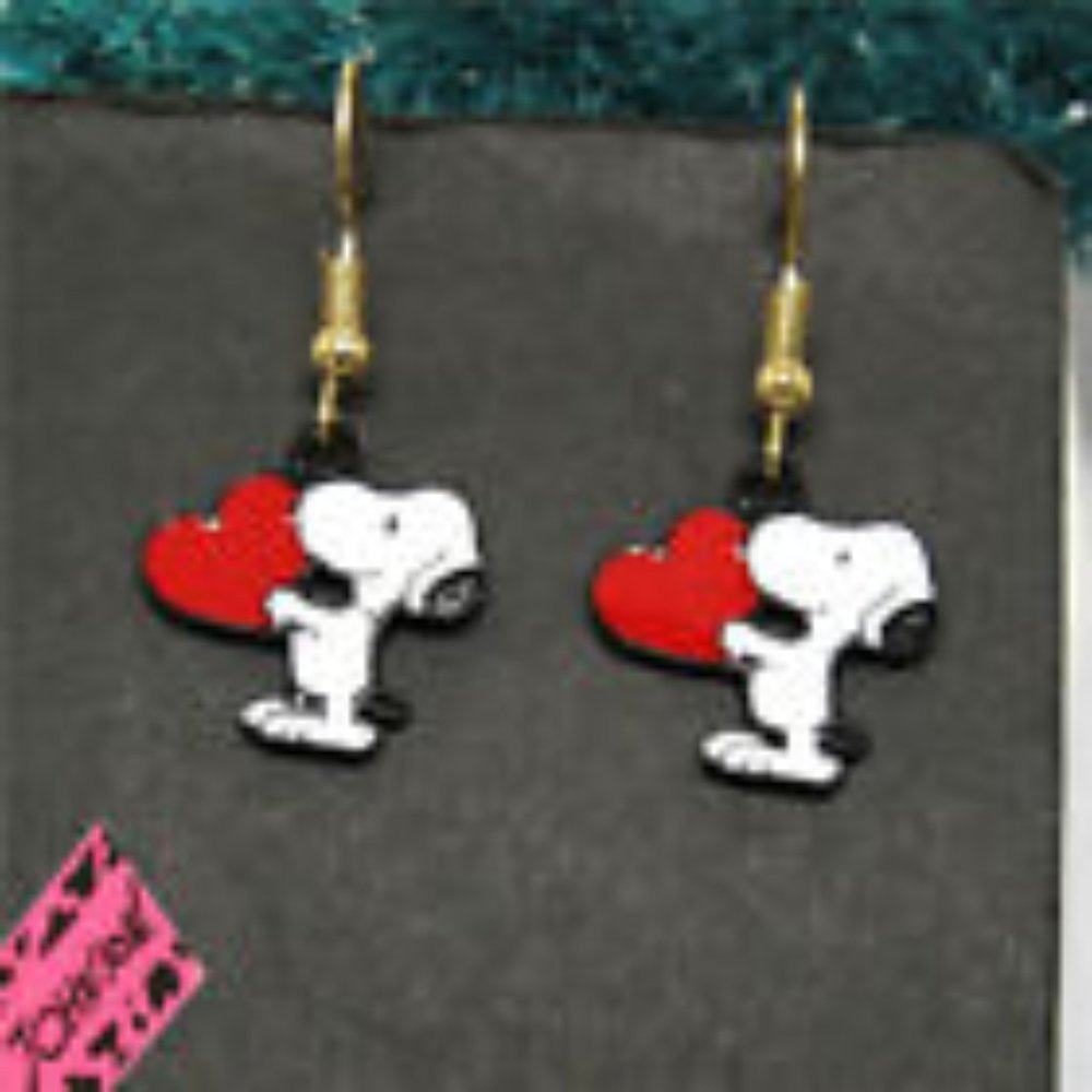 Betsey Johnson $5